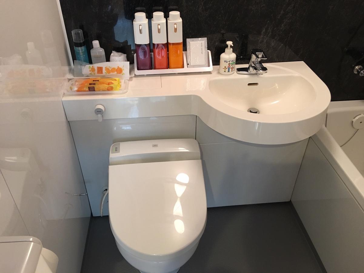 Business Hotel La Firenze Токио Экстерьер фото