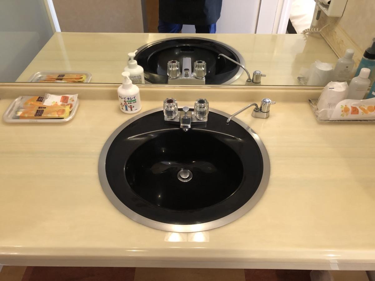 Business Hotel La Firenze Токио Экстерьер фото