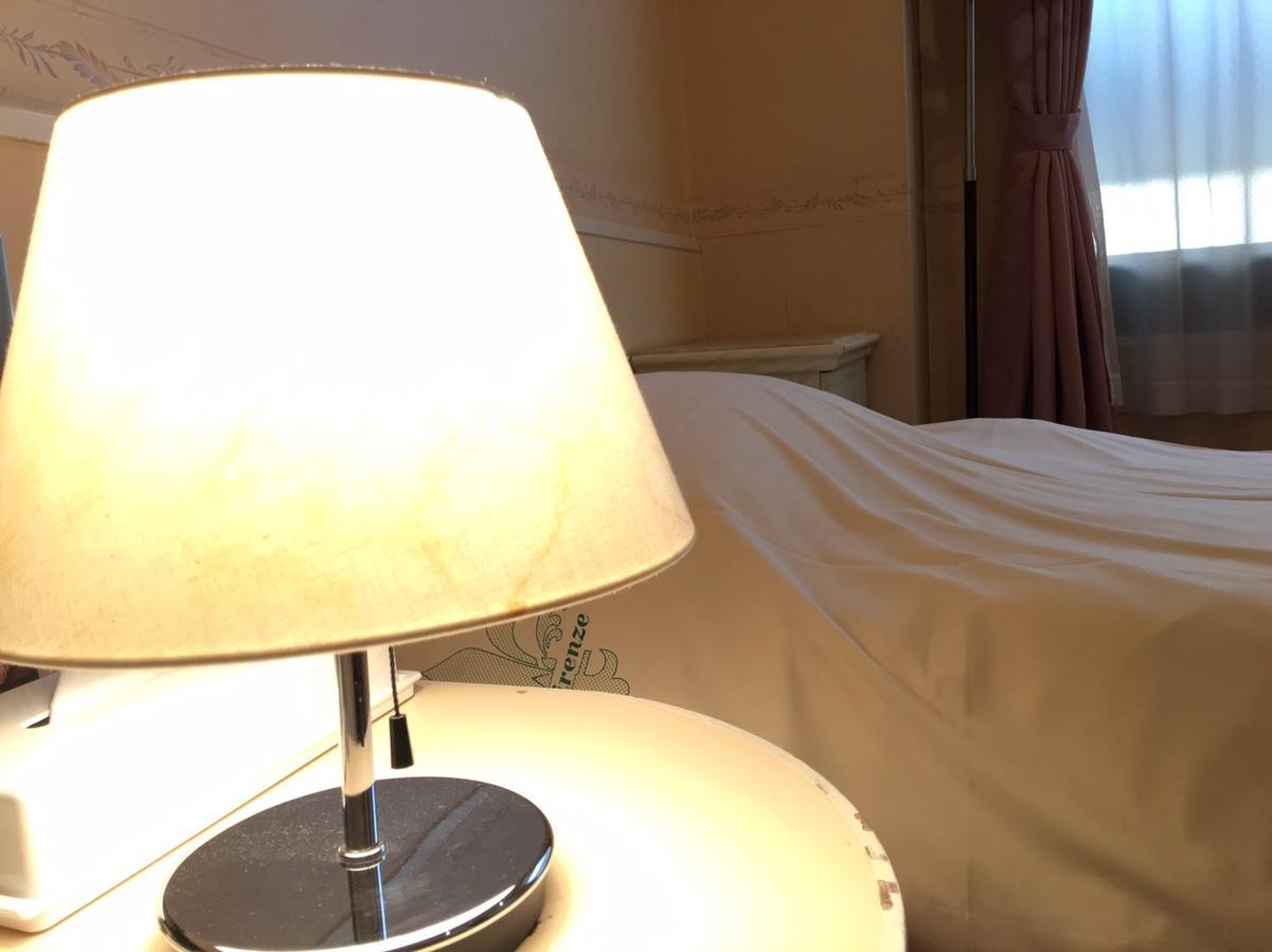 Business Hotel La Firenze Токио Экстерьер фото
