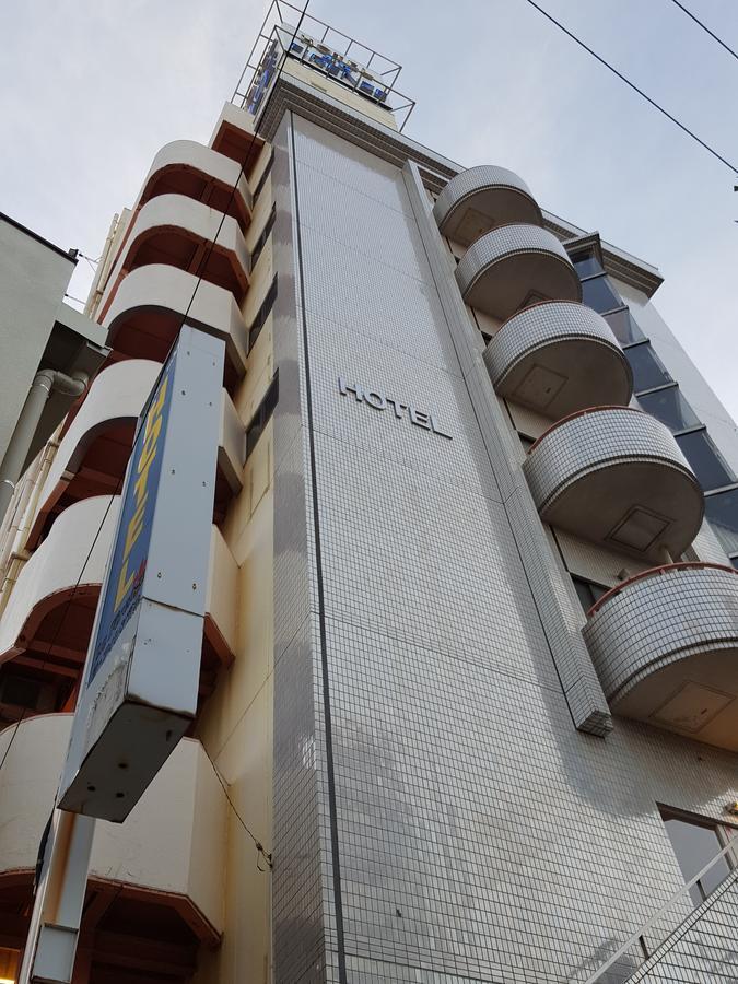 Business Hotel La Firenze Токио Экстерьер фото